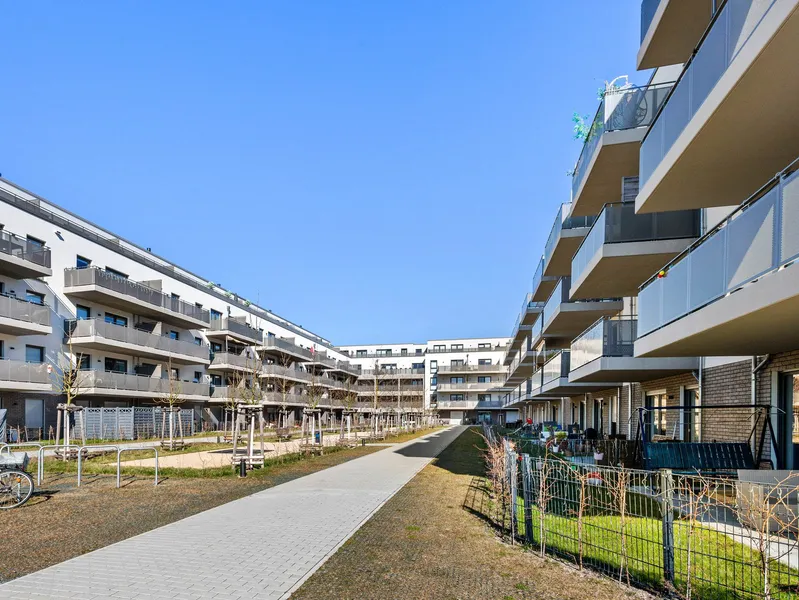 Exklusive 3-Zimmer-Wohnung im LUI Spandau mit offener Küche, Balkon und Kellerabteil — photo 1